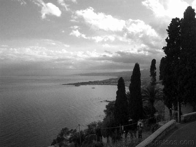 taormina bay of naxos